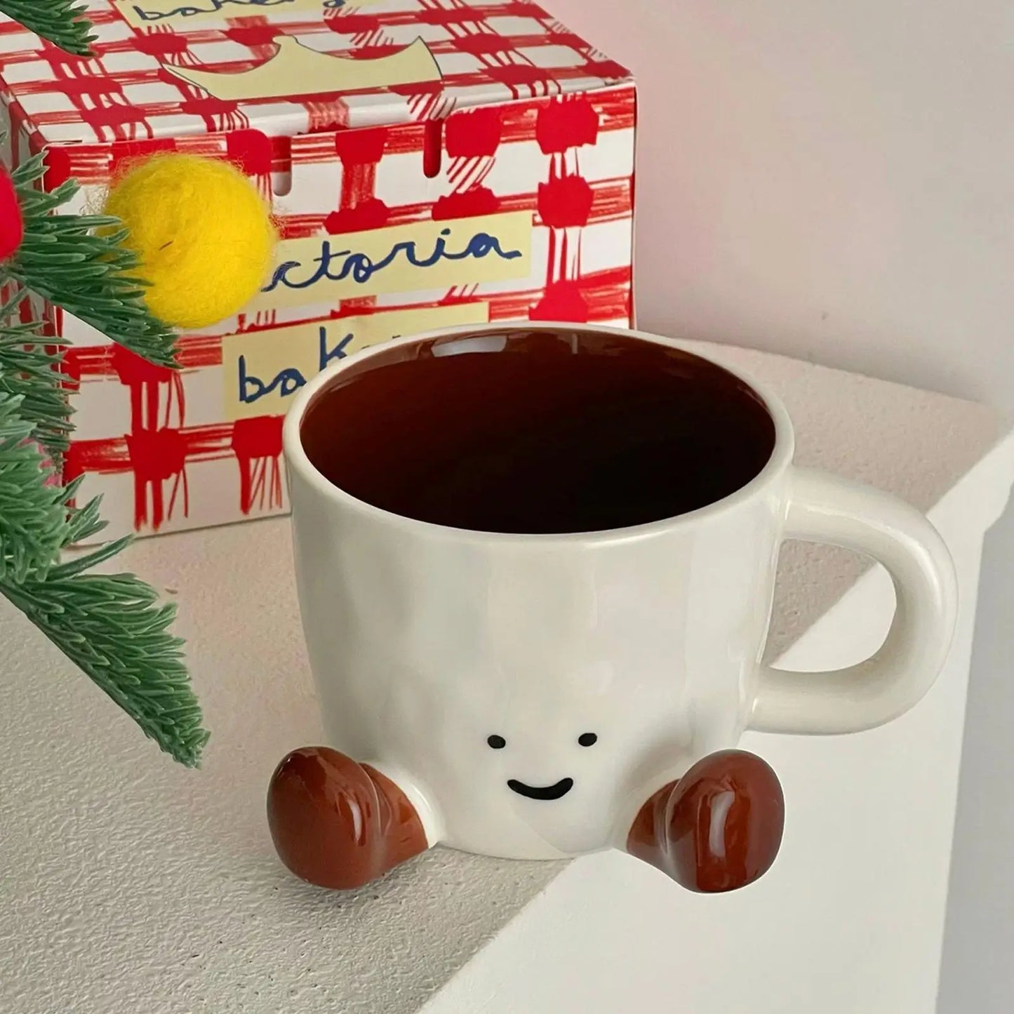 Ceramic coffee mug Adorable feet cup Beverage Container Funny Latte Milk Mug cute smiling face Ceramic cup foot-shaped mug