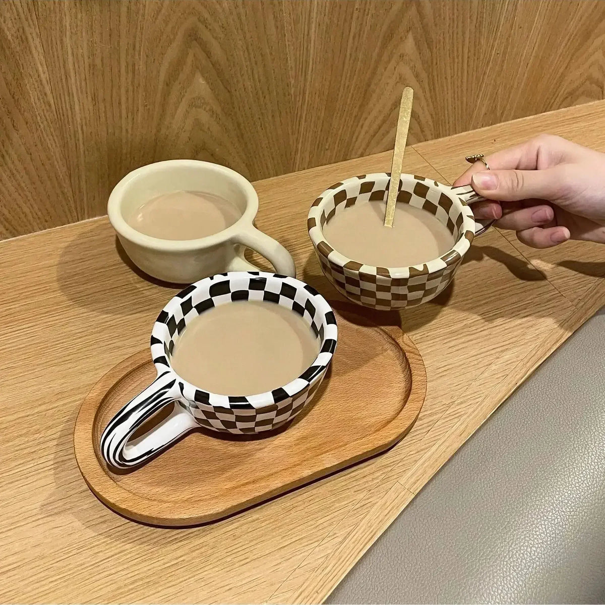 1pc A unique checkerboard ceramic coffee cup - perfect for coffee, milk, tea - an ideal gift for friends and home decor